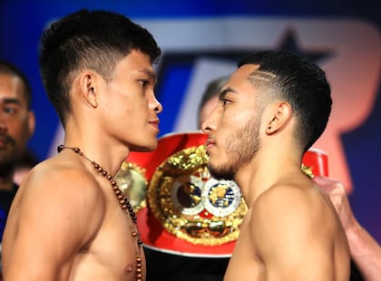 Jerwin Ancajas (izquierda), tendrá revancha con Martínez