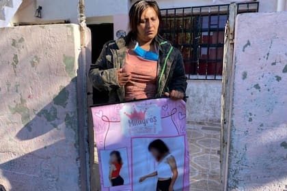 Jesica, la mamá de la chica que denunció haber sido violada por una decena de hombres en su fiesta de 15, contó en la manera en que encontró a su hija la noche del ataque, ensangrentada y casi desvanecida