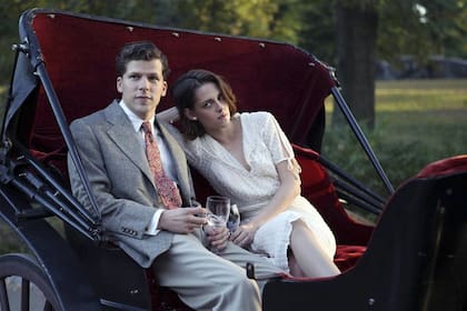 Jesse Eisenberg y Kristen Stewart, protagonistas del nuevo film del director norteamericano