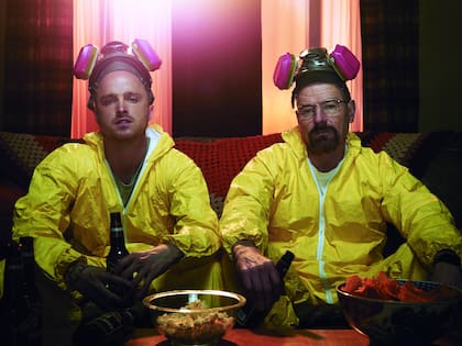 Jesse junto con Mr. White (Bryan Cranston). El personaje de Aaron iba a morir en la primera temporada, pero su actuación lo llevó mucho más lejos