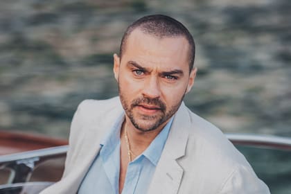 Jesse Williams: el actor de Grey's Anatomy que se prueba como héroe de acción en un nuevo protagónico