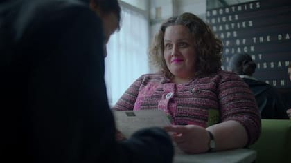 Jessica Gunning es extraordinaria como Martha, que inspira compasión y miedo