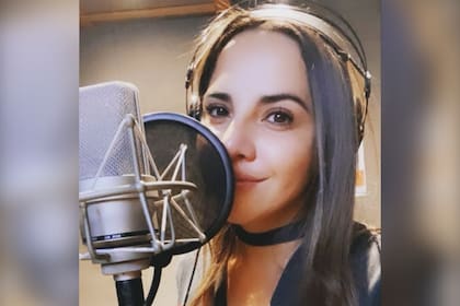 Jessica Ortiz es la voz de La casa de los famosos