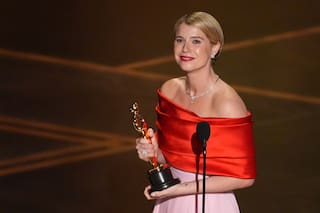 Jessie Buckley gana el Oscar a mejor actriz por su emotiva actuación en "Hamnet"
