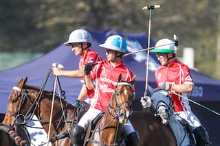 Los Castagnola y Poroto Cambiaso demolieron a Ellerstina y jugarán la final del Abierto del Jockey Club