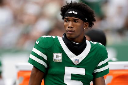 Jets dejan fuera a su astro Garrett Wilson por lesión para los últimos 3 partidos de la temporada