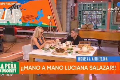 Jey Mammon decidió cambiar de tema cuando Luciana Salazar hablaba sobre su maternidad