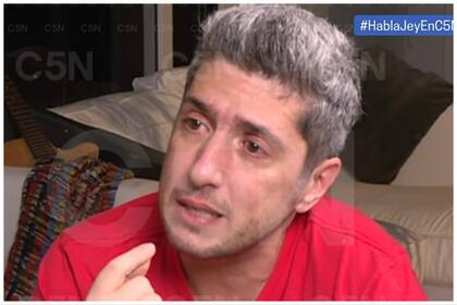 Jey Mammon dio una entrevista en televisión tras ser denunciado por abusar sexualmente a un menor de edad