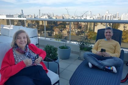 Jey Mammon reapareció en las redes sociales