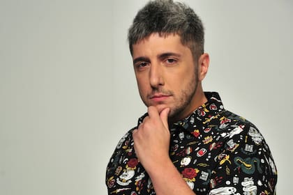 "Uso todas las redes habidas y por haber para conocer gente", cuenta el actor y músico
