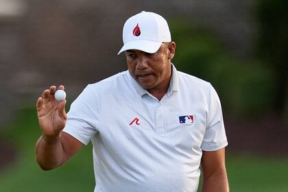 Jhonattan Vegas brilla sorpresivamente en la cima, al iniciar Campeonato de la PGA