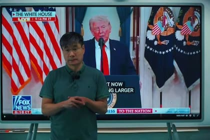 Jiang Xueqin pone el ojo especialmente en el accionar de Trump, quien parece tener en sus manos el futuro del orden mundial