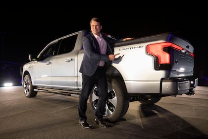 Jim Farley, CEO of Ford Motor Company, reconoció la importancia de la integración vertical de la producción
