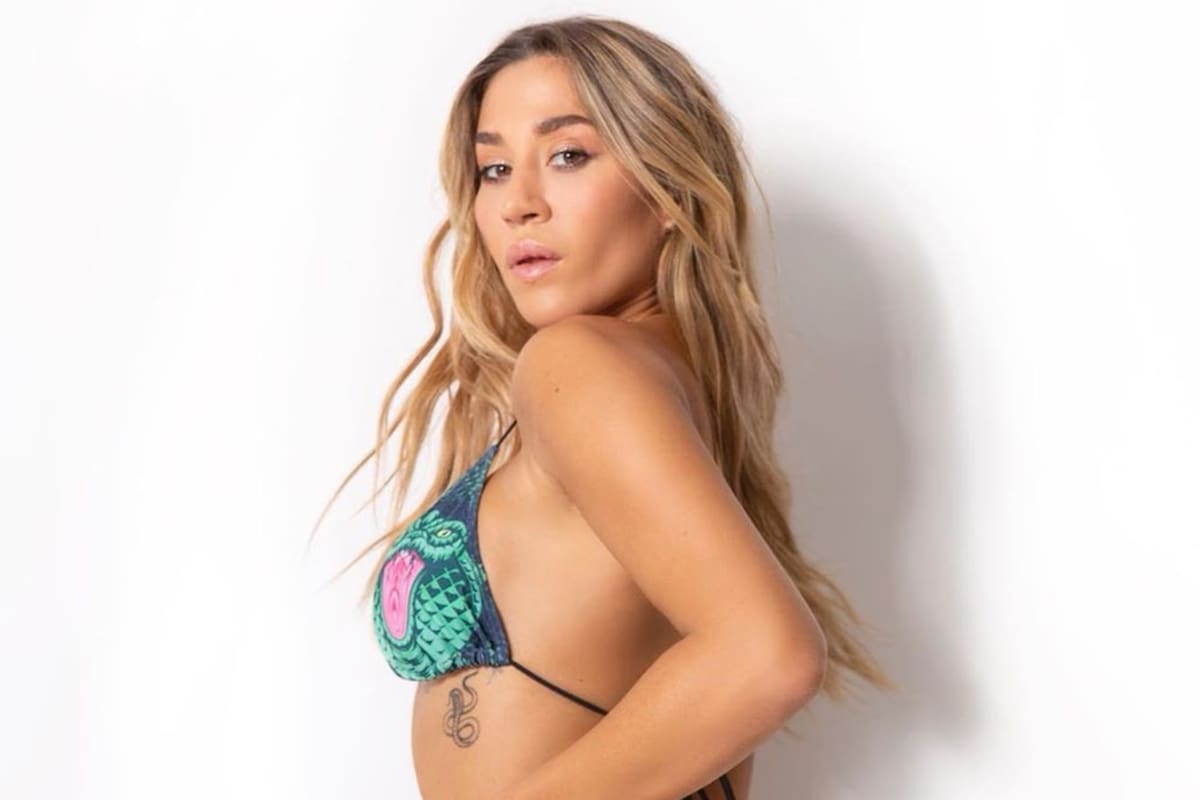 Jimena Barón arengó a sus fans con una foto con poca ropa previo al lanzamiento de su disco La cobra