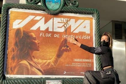Jimena Barón celebró las repercusiones de su nuevo lanzamiento, "Flor de involución"