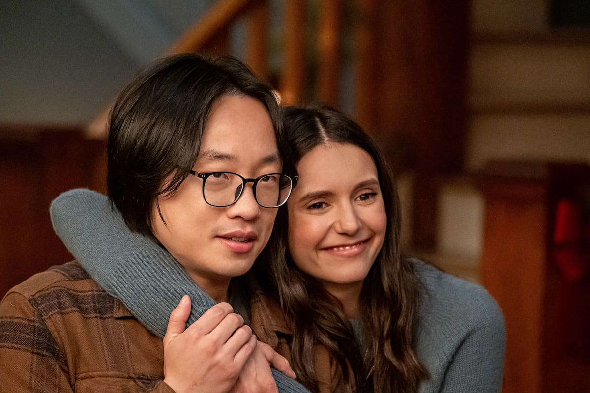 Jimmy O. Yang y Nina Dobrev, protagonistas del film