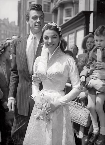 Su primer marido, el actor Maxwell Reed. Se casaron en Caxton Hall, en el centro de Londres, el 24 de mayo de 1952