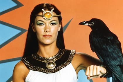 JoAnna Cameron tenía 70 años y se consagró como la primera mujer en protagonizar una película de superhéroes