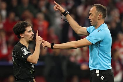 Joao Pinheiro dirigió una de las semifinales de la Champions League entre PSG y Bayern Munich