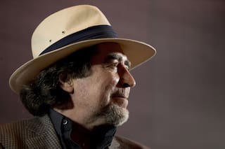 Joaquín Sabina bajó de su gira a su guitarrista histórico y Santiago Segura no se quedó callado