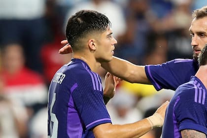 Joaquín Correa festeja su gol contra Emiratos Árabes Unidos; lamentablemente, una lesión muscular lo sacó de Qatar 2022