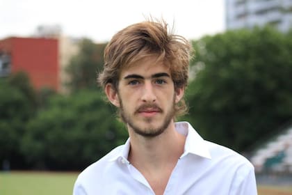 Joaquín Dowdall decidió vacunarse para no perder una pasantía en España, pero demoró ese momento todo lo que pudo