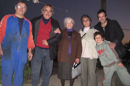 Joaquín encontró parientes "perdidos".