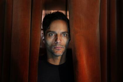 Joaquín Furriel, como Hamlet, en el San Martín