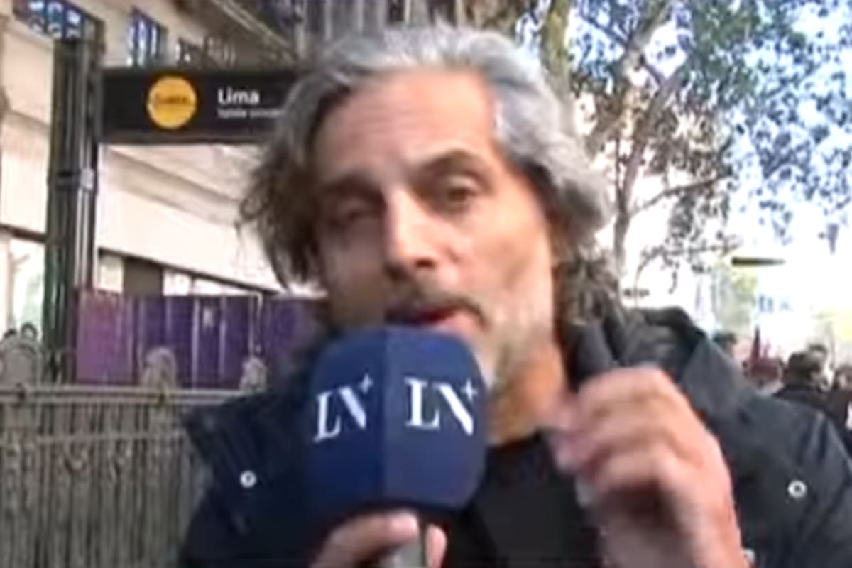Joaquín Furriel se presentó en la marcha universitaria