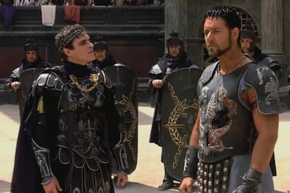 Joaquin Phoenix y Russell Crowe en una escena de esta película dirigida por Ridley Scott (Foto: IMDb)