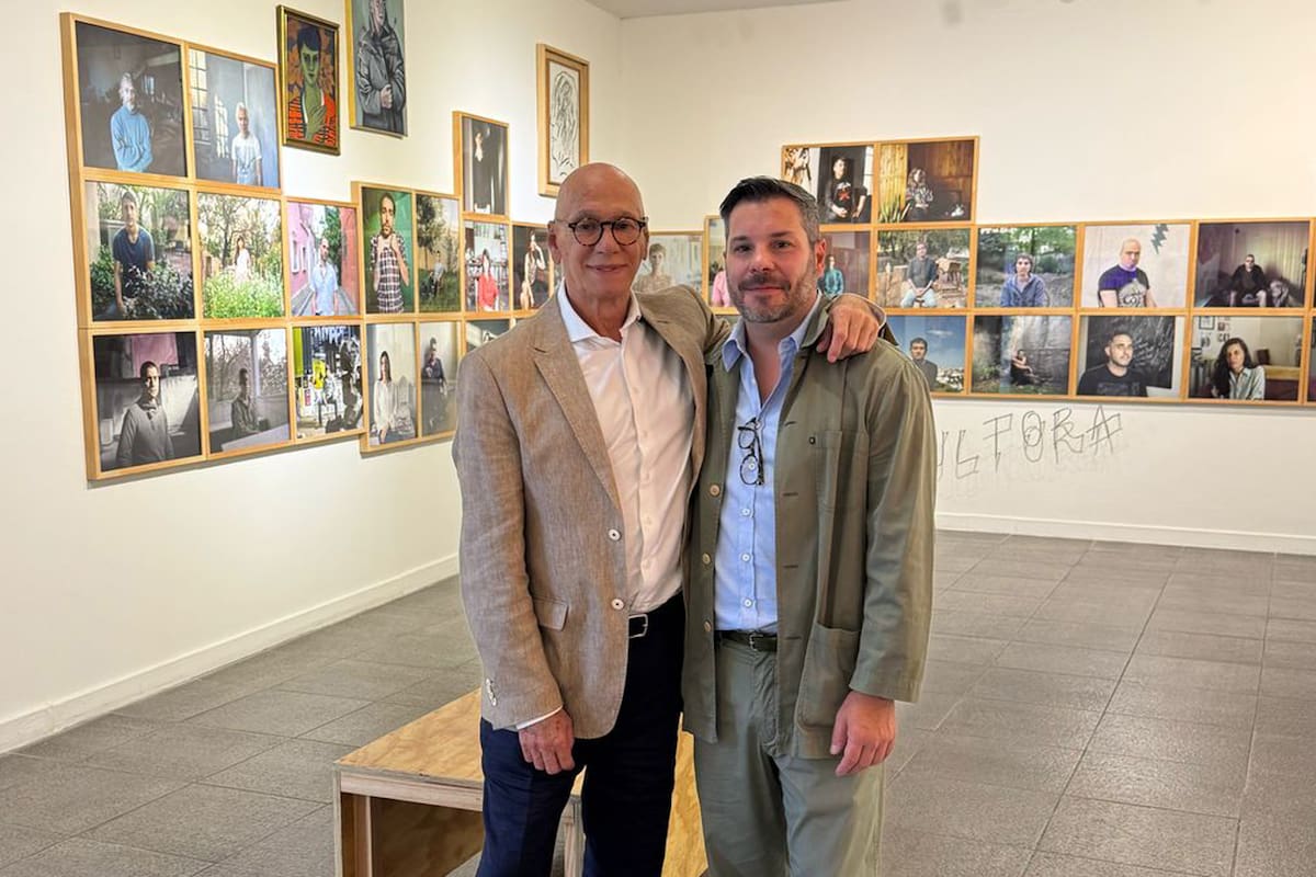 Joaquín Rodríguez y Abel Guaglianone en la inauguración de la muestra "Una casa. La Casa. Lo doméstico deviene territorios", en la Casa Nacional del Bicentenario