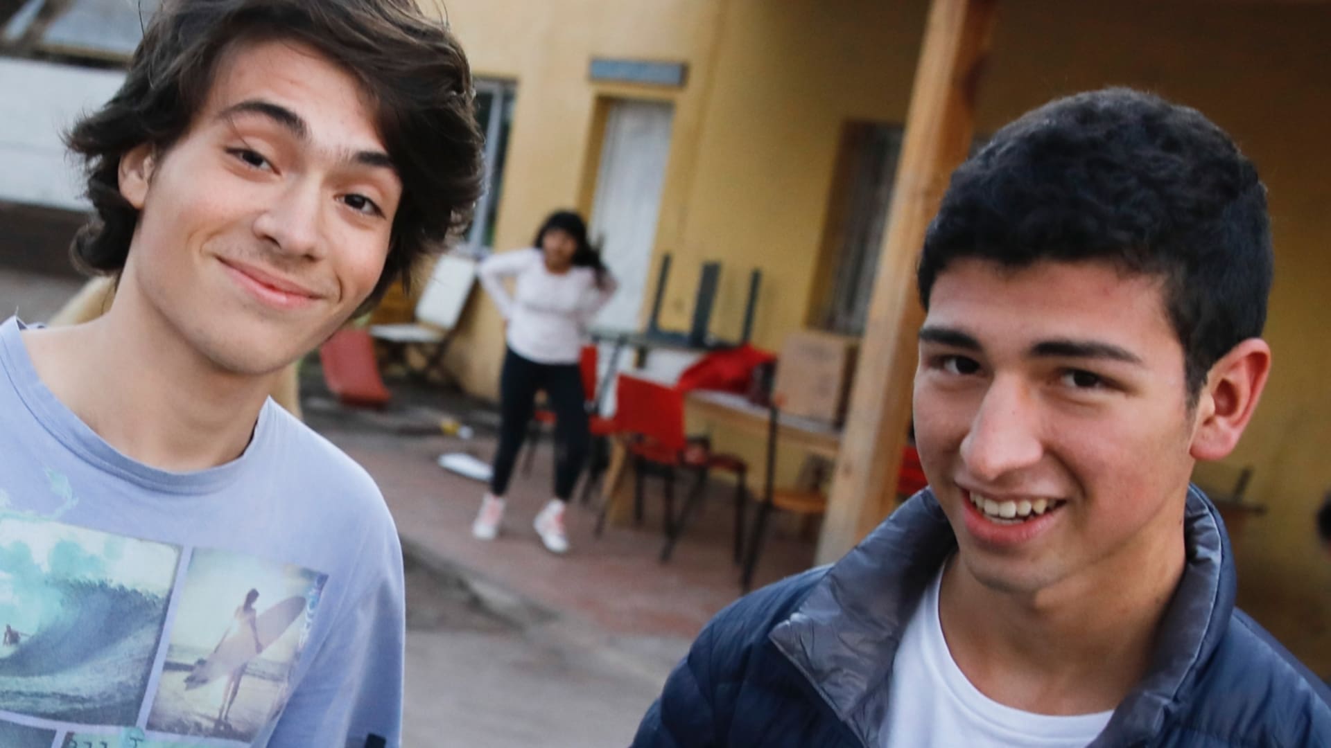 Joaquín Verdeja y otros 30 adolescentes dedican su tiempo libre para ayudar en hogares
