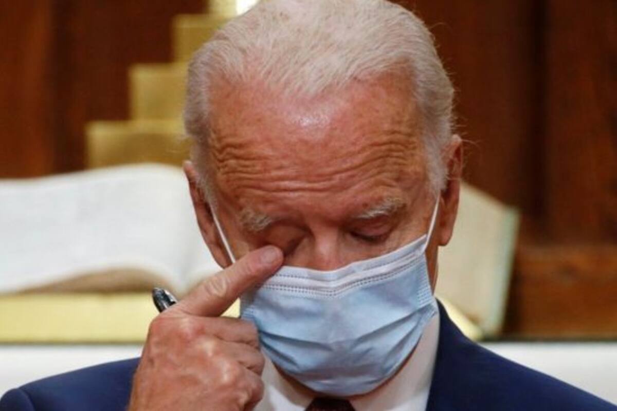 Joe Biden se emocionó al recordar a su hijo Beau en una ceremonia religiosa el pasado junio.