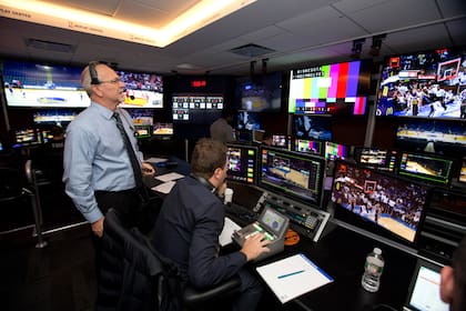 Joe Borgia, jefe de replay de la NBA