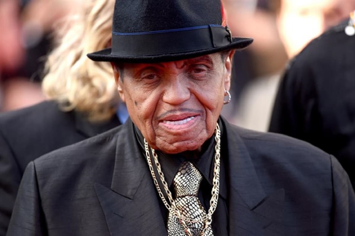 Joe Jackson, ex guitarrista y mánager de The Jackson 5, se encuentra internado en un hospital de Los Ängeles