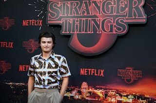 Un actor de Stranger Things se cortó el pelo y las redes enloquecieron