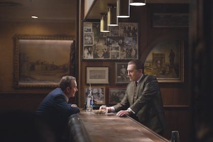 Joe Pesci, quien salió de su retiro exclusivamente para este proyecto, y Robert De Niro, el protagonista