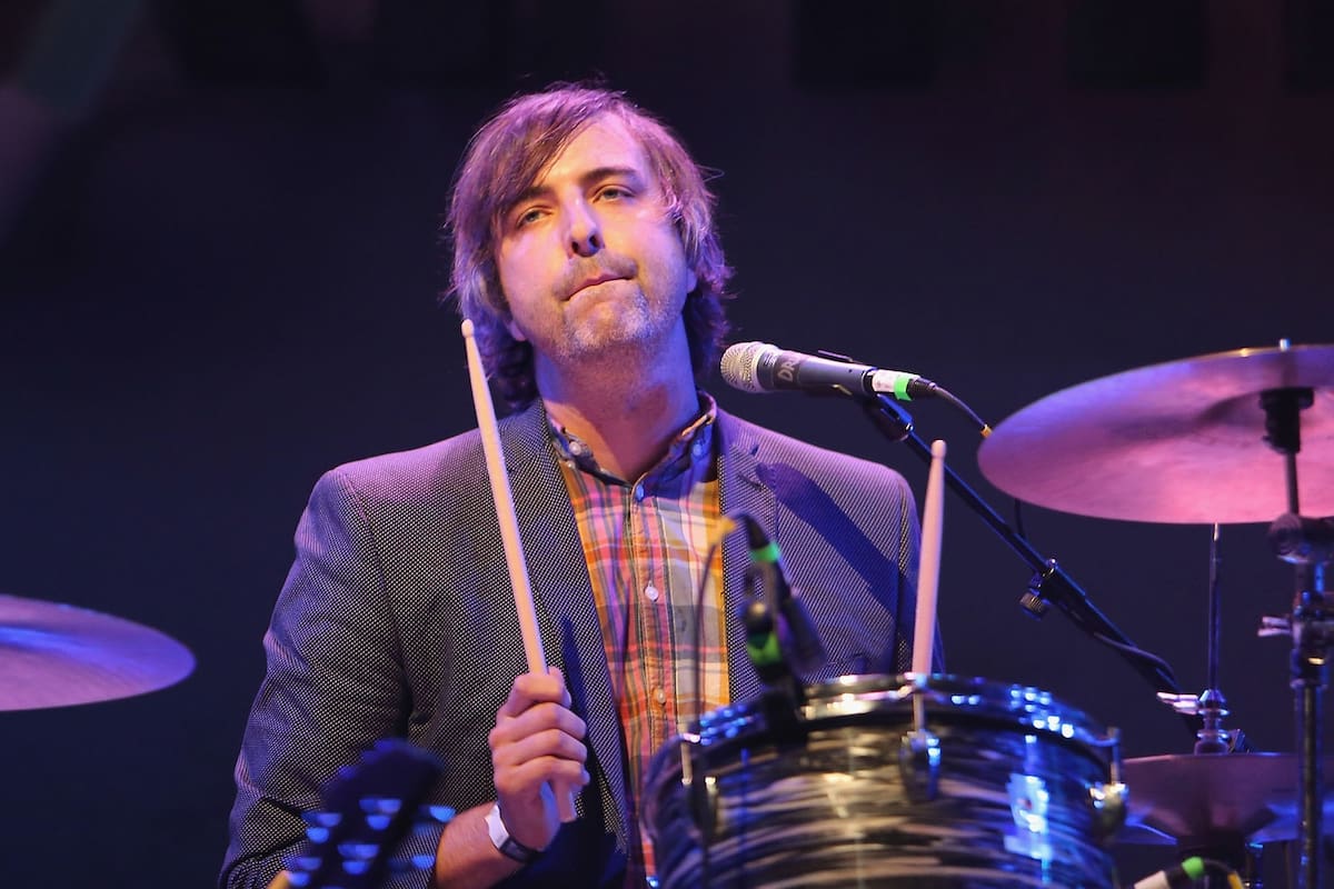 Joe Siders, el baterista de la banda The New Pornographers que fue arrestado por pornografía infantil