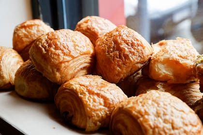 Johan entiende que su panadería es franco-argentina, por la mezcla de sabores