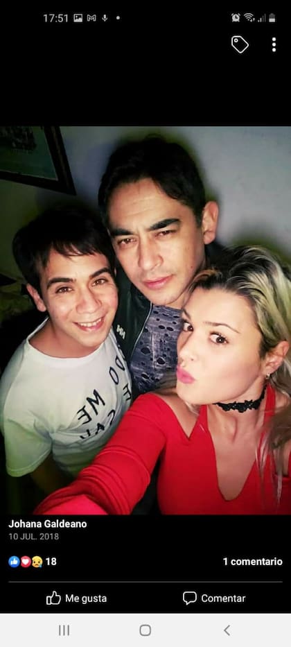 Johana Galdeano, asesinada el 26 de mayo de 2021 por su expareja Juan Carlos Solalinde (en la foto, detrás), de 45 años, padre de su único hijo y secretario general de la Uocra en Villa Mercedes, San Luis