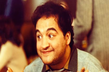 John Belushi como Bluto en Colegio de animales, la película que lo consagró