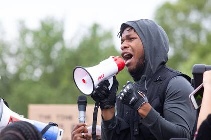 John Boyega, orador en la marcha de Londres contra la violencia policial y el racismo
