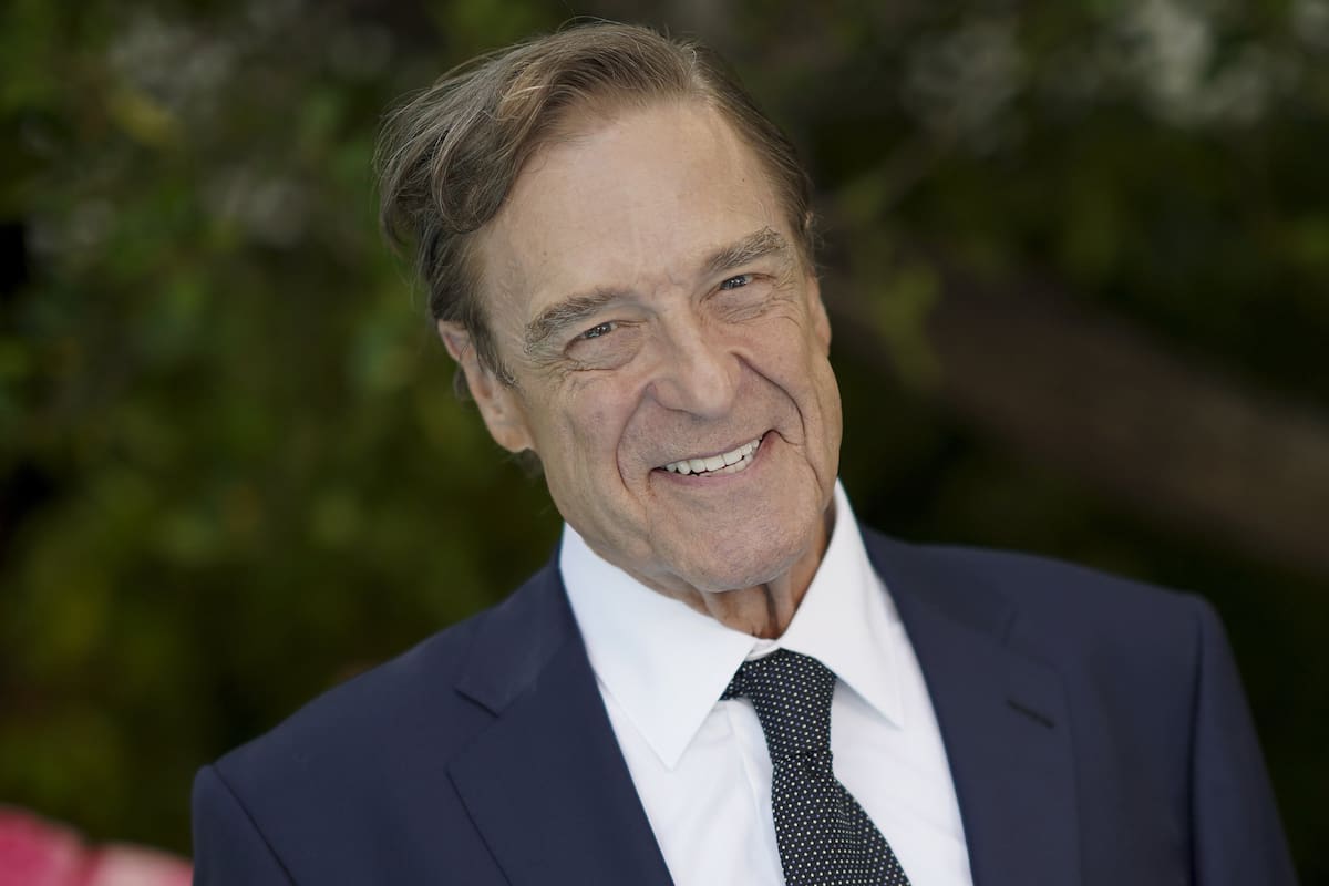 John Goodman reapareció en público y dejó en evidencia su gran cambio físico, tras perder casi 100 kilos