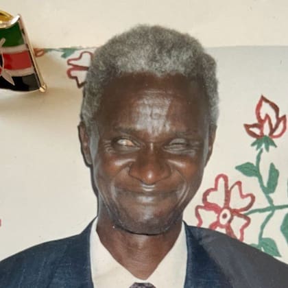 John Kimuyu buscó mantener contacto con su esposa e hijos mediante grabaciones que todavía su hija mayor conserva