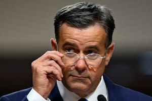 Qué significa la advertencia de la CIA sobre la IA: “Algo parecido a armas nucleares digitales”
