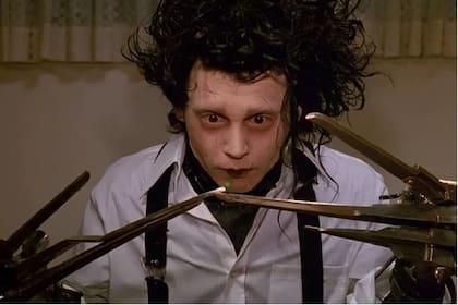 Johnny Depp en El joven manos de tijeras