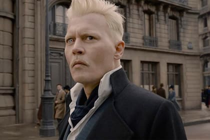 Depp como el malvado Grindelwald en la saga Animales fantásticos y dónde encontrarlos de la que fue despedido