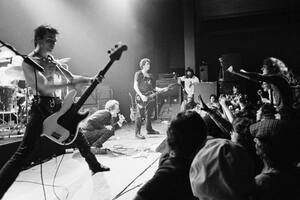 Johnny Rotten se opuso a que se utilice la música de Sex Pistols en la serie de Danny Boyle que calificó como "lo más irrespetuoso que se ha visto"