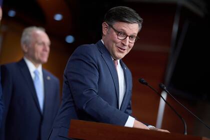 Johnson minimiza influencia de Musk y dice que republicanos aprobarán ley fiscal