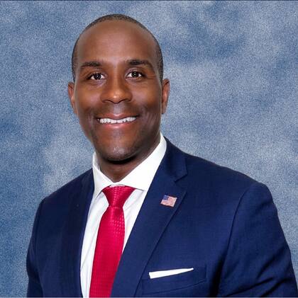 Jon Maples es el candidato respaldado por Donald Trump